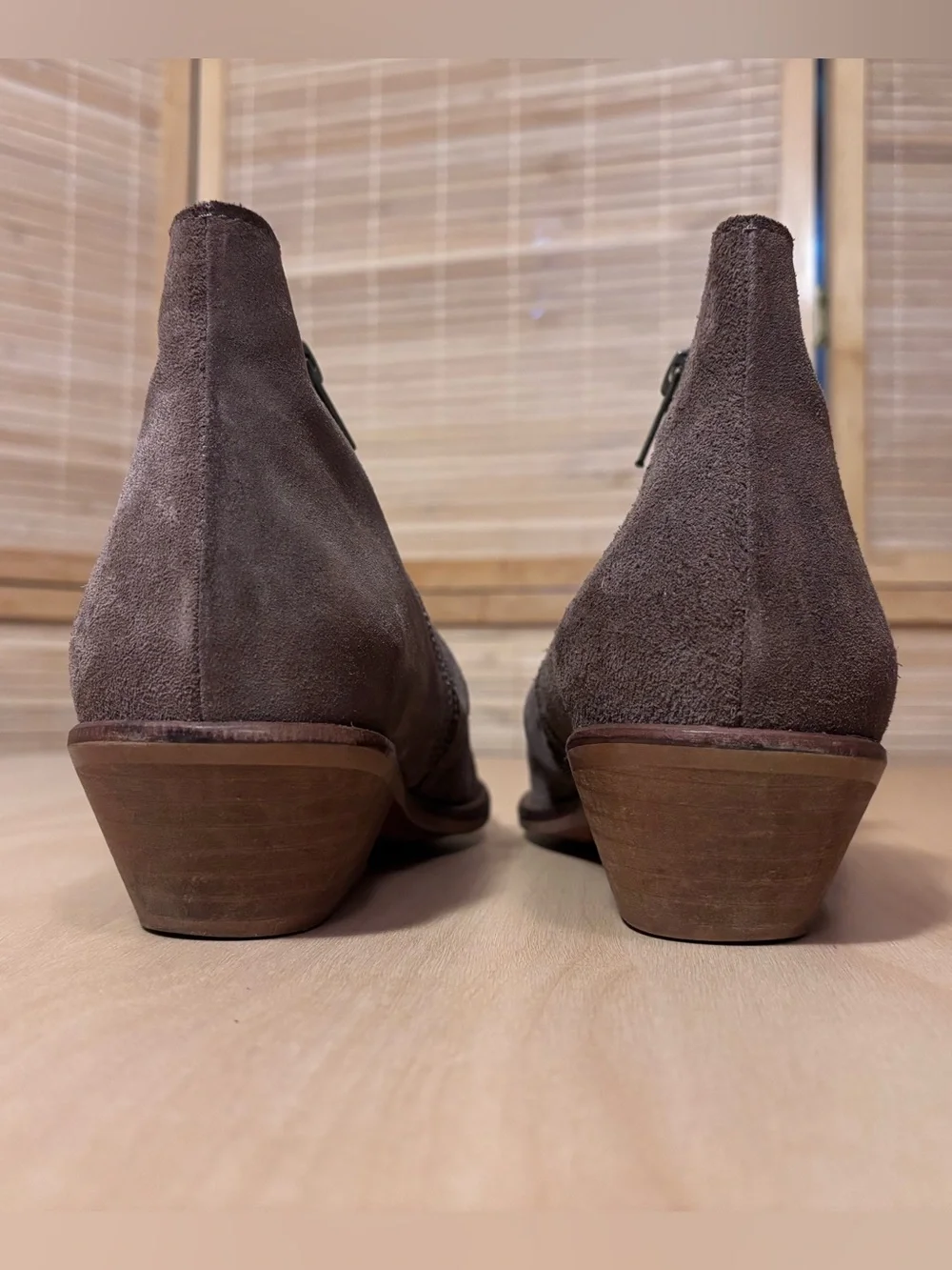 Garnet Hill Suede Studded Cap Toe Ankle Boots Women’s EU 39 Brown Made in Spain